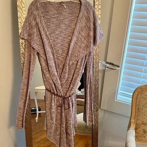 Free People Brand new w/o tags- cardi wrap